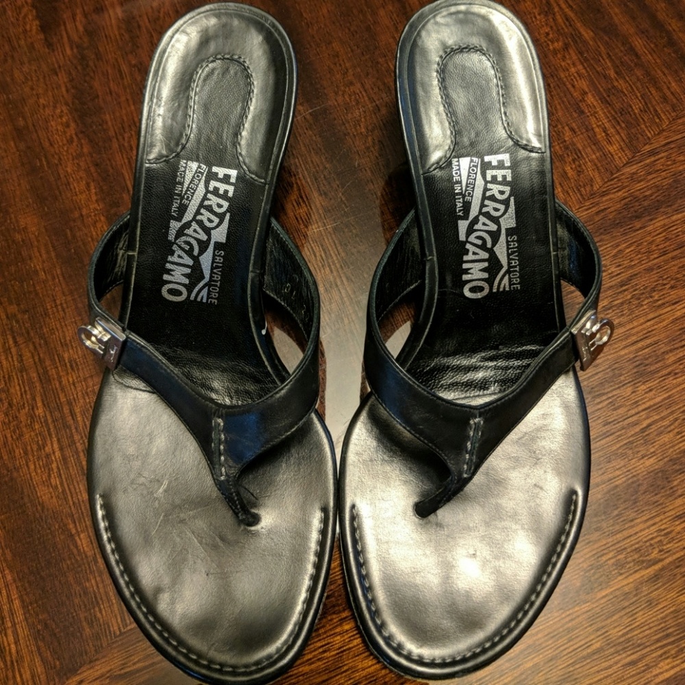 AUTHENTIC | EUC | SALVATORE FERRAGAMO SANDALS